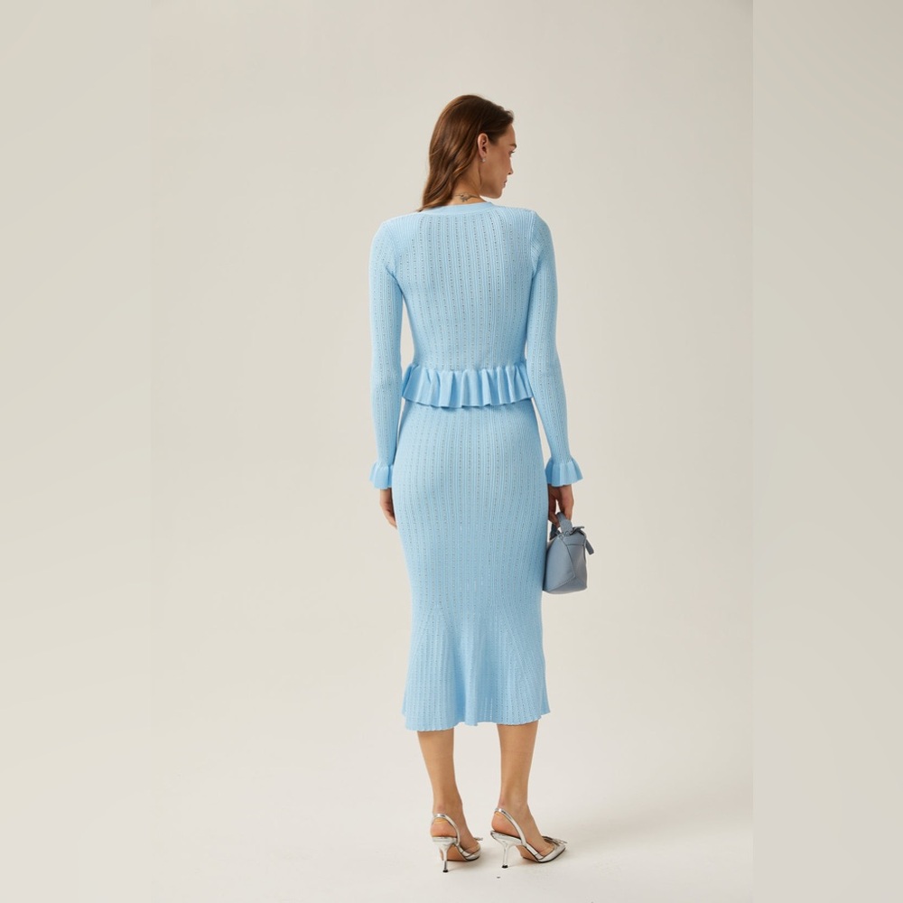 121. HIGH END Ruffled Knit Top and Flared Skirt Set in Blue - Picture 3 of 5